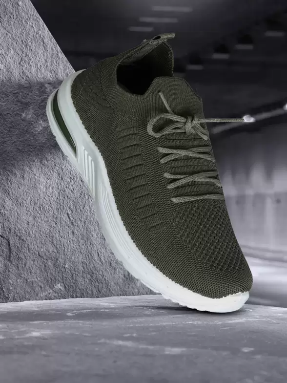 Women Flyknit Sports Shoes - image 7