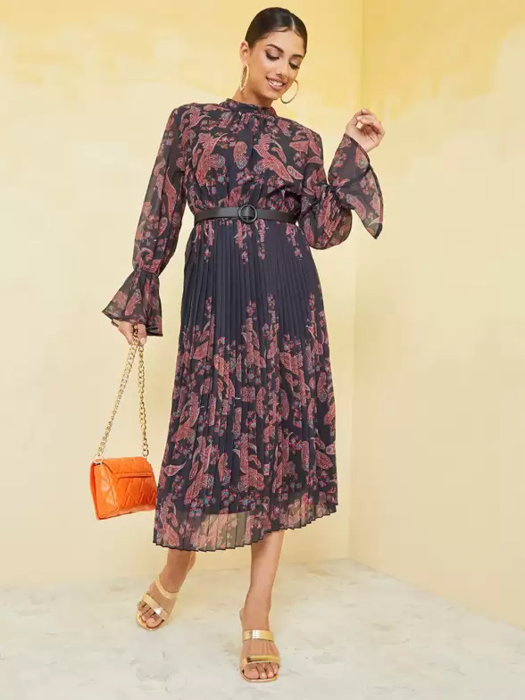 Floral Printed Maxi Dress - image 7