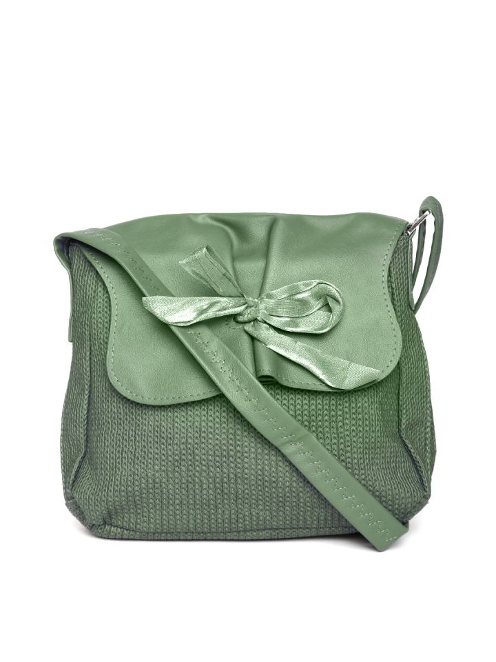 Baggit orange sling 2025 bag