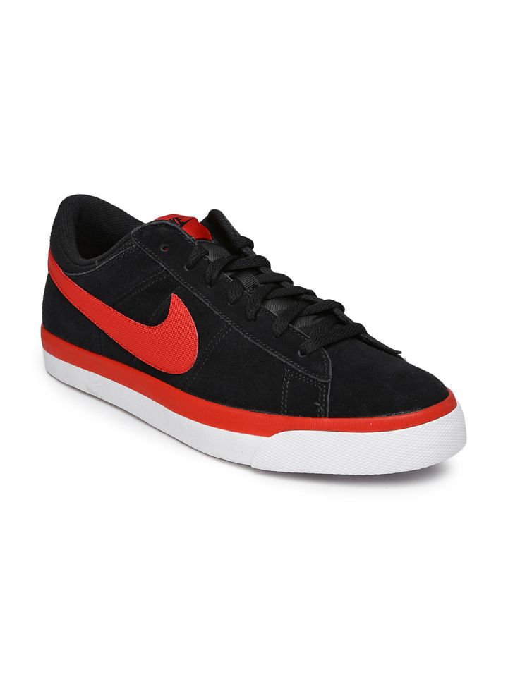 Black and red nikes store mens
