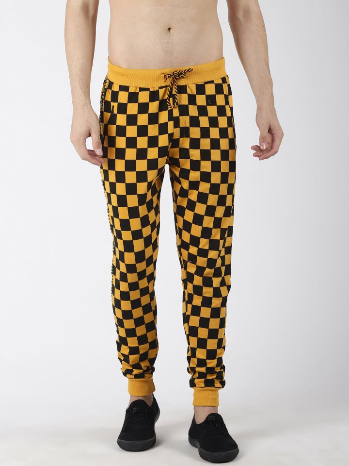 Difference of Opinion Men Mustard Checked Slim Fit Joggers