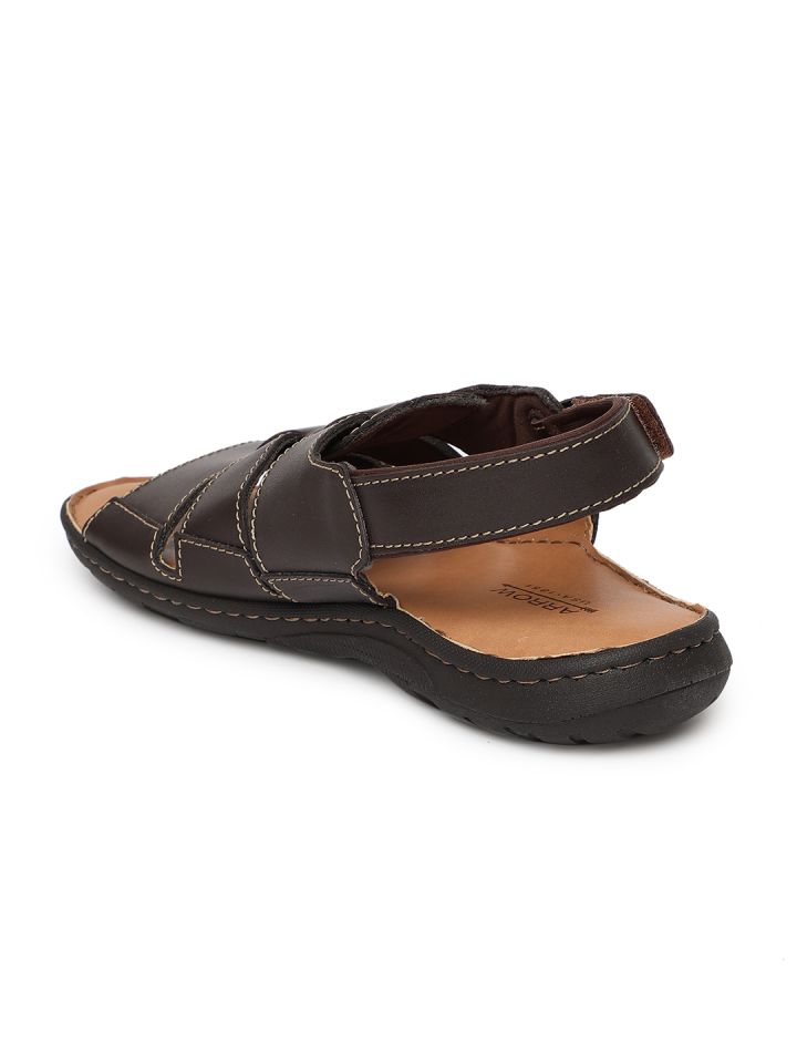 Arrow best sale leather chappals