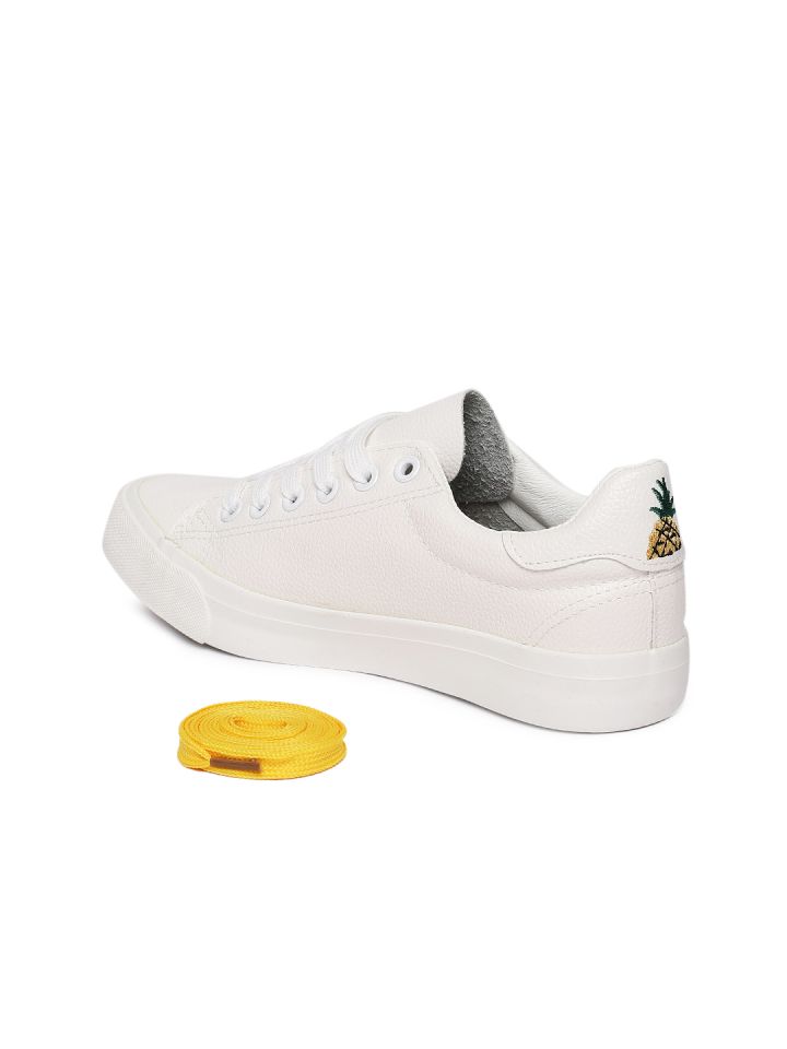 People Women White Solid Sneakers