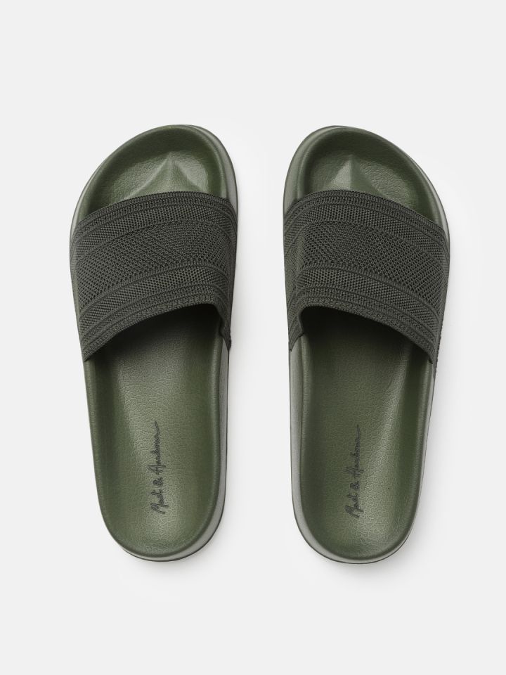 Mens fabric top sliders