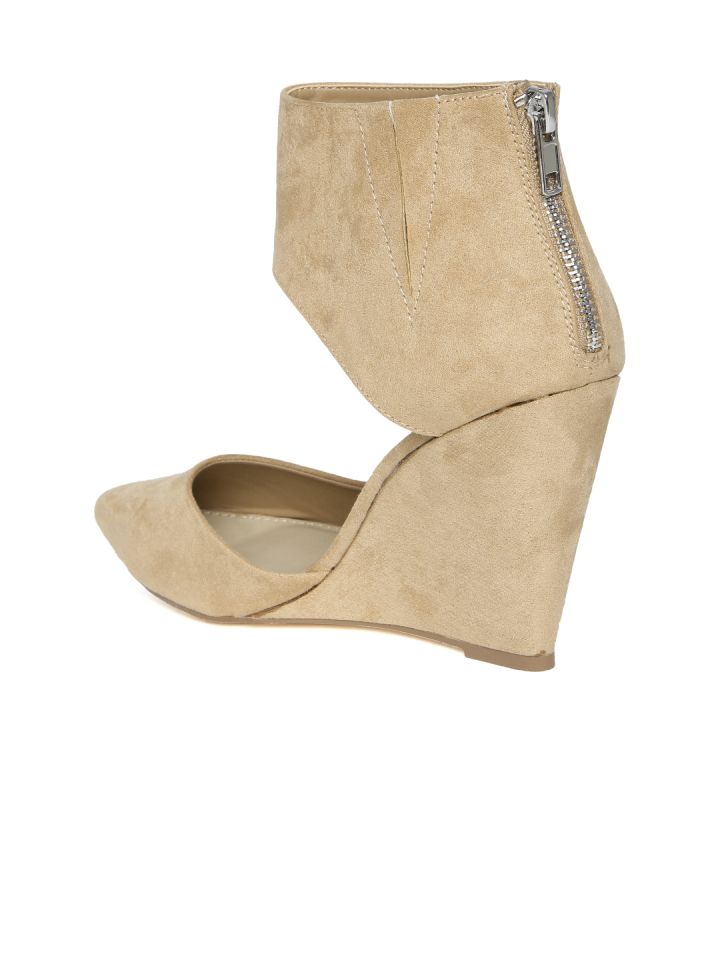 FOREVER 21 Beige Suede Wedges