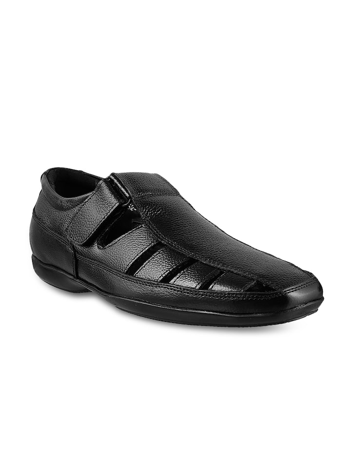 Buy Metro Mens Black Flat ChappalsMetro Mens Black Sandals online-sgquangbinhtourist.com.vn