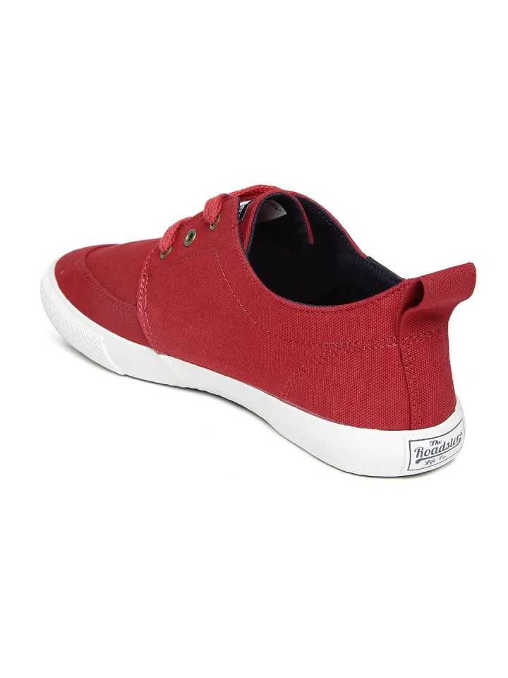 Roadster store red shoes