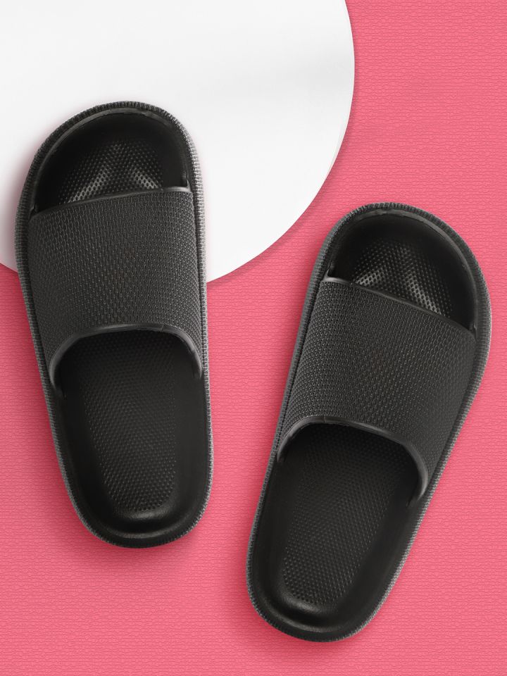 Sliders myntra on sale