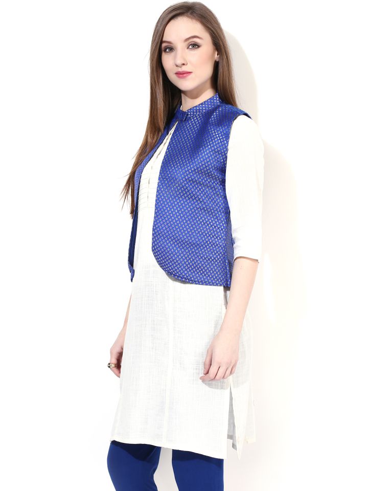 White kurti with best sale blue jacket