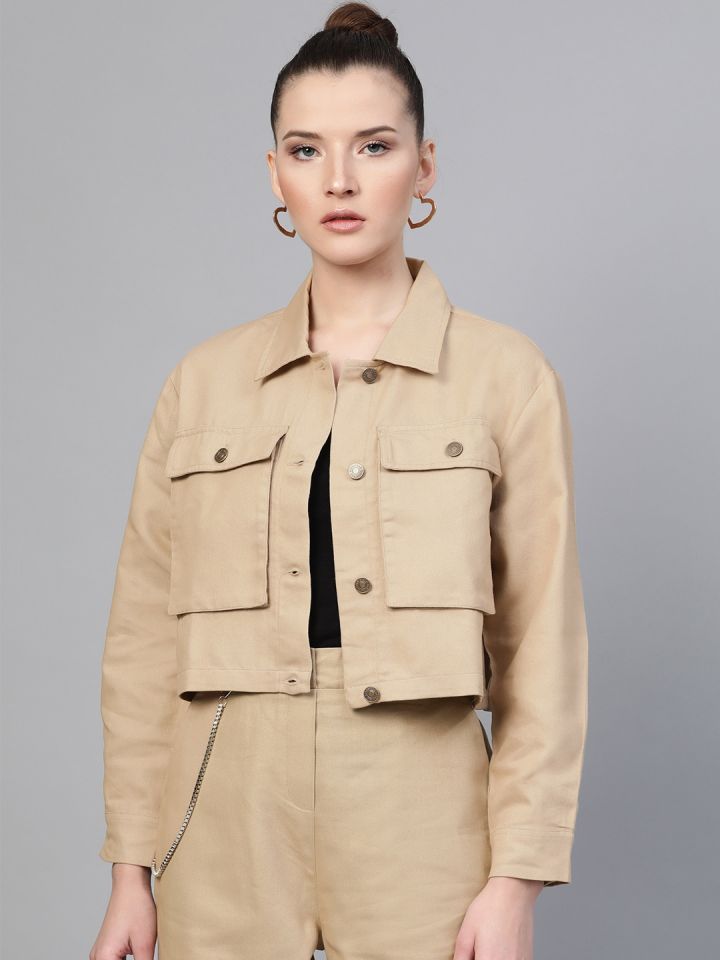 Buy SASSAFRAS Women Beige Solid Box Pocket Cropped Denim Jacket