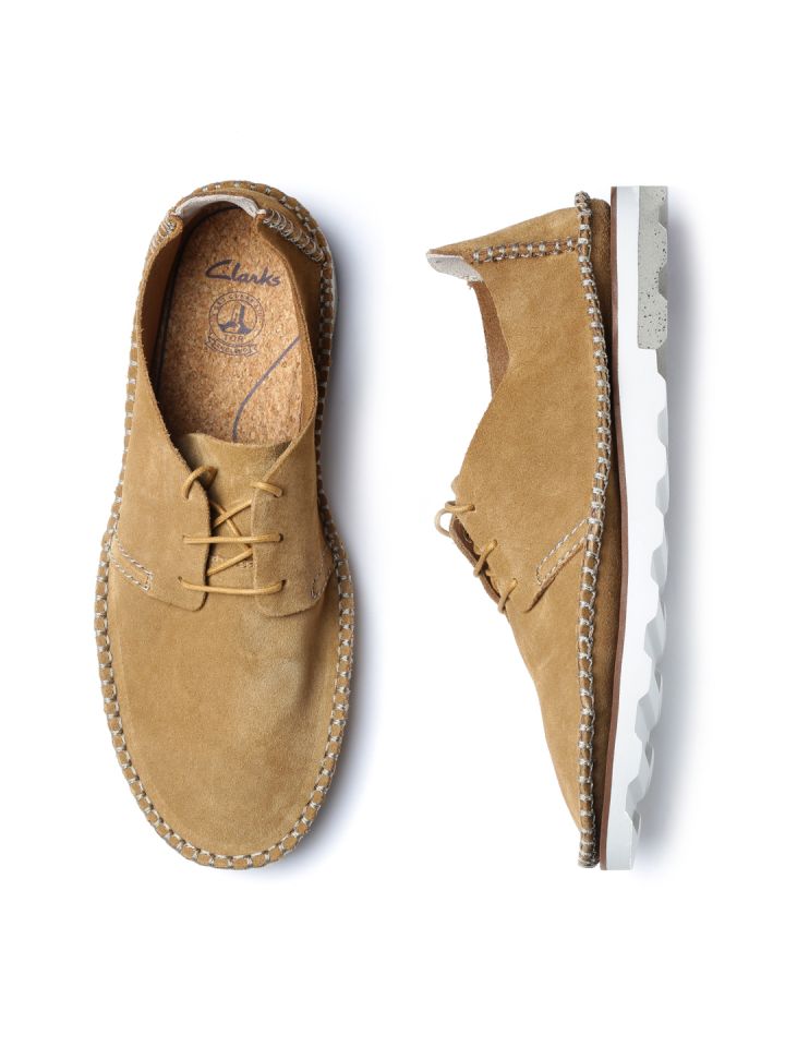 Clarks dakin walk store