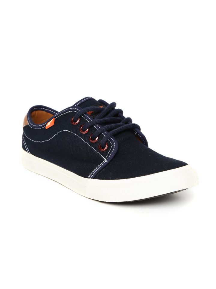 Myntra sparx sale shoes