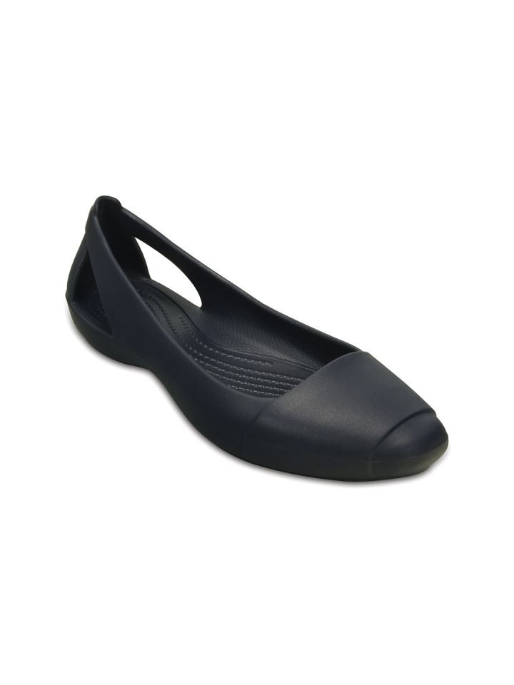 Buy Crocs Sienna Women Navy Ballerinas - Flats for Women 1260411 | Myntra