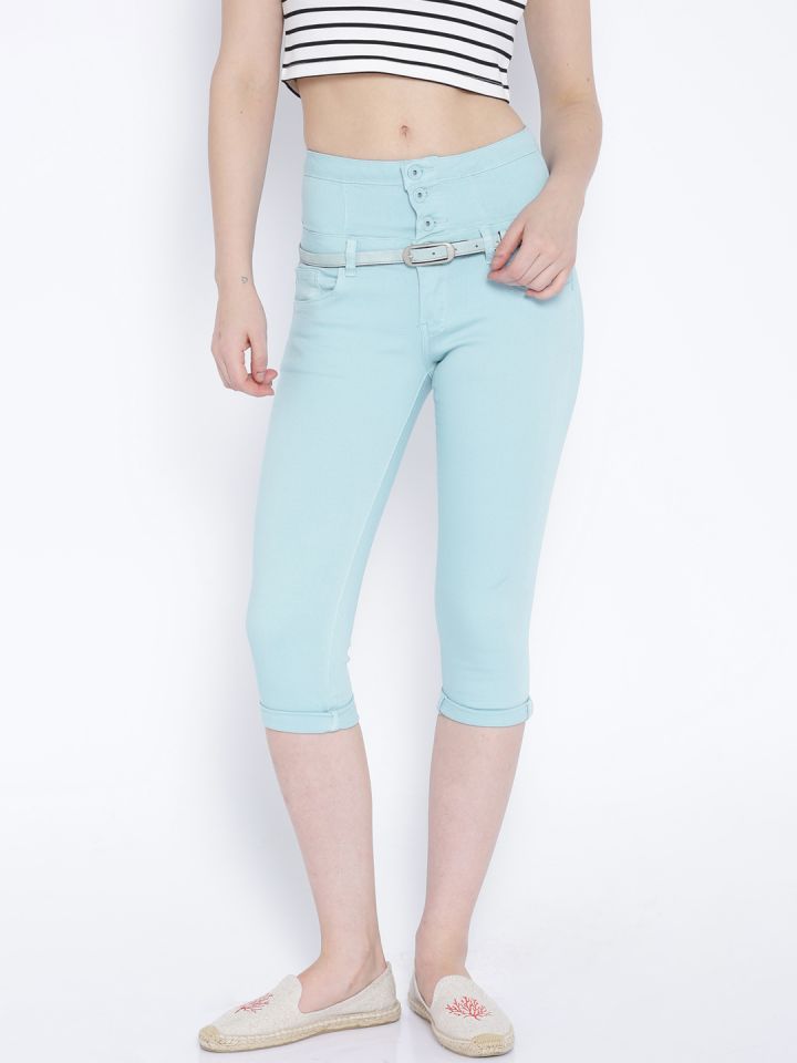 Light blue jean capris deals