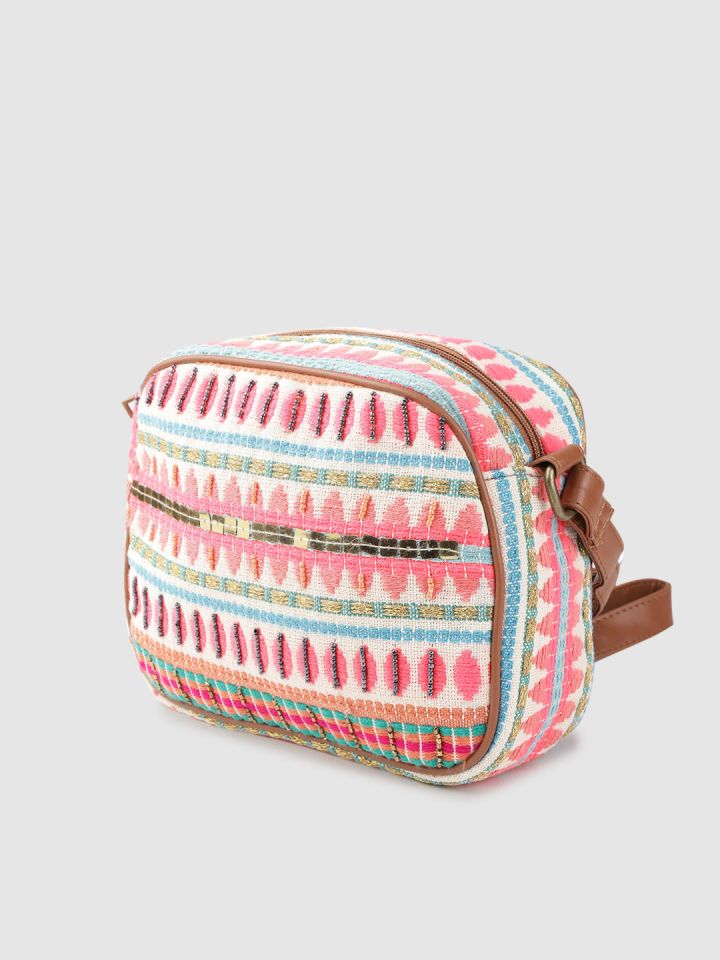 Myntra handbags sale 2025