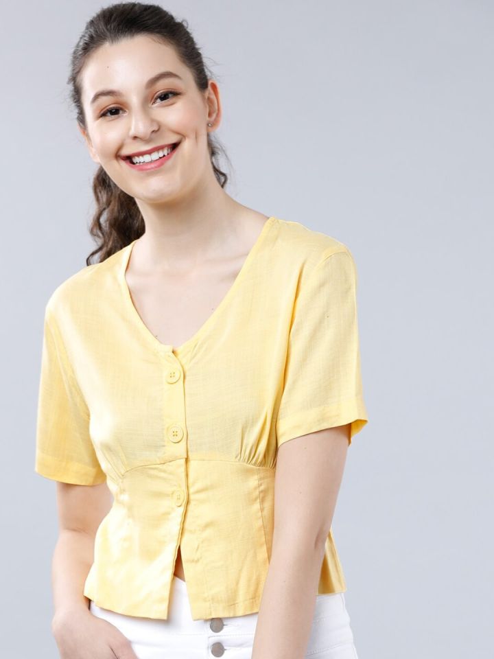 Yellow short shop sleeve crop top
