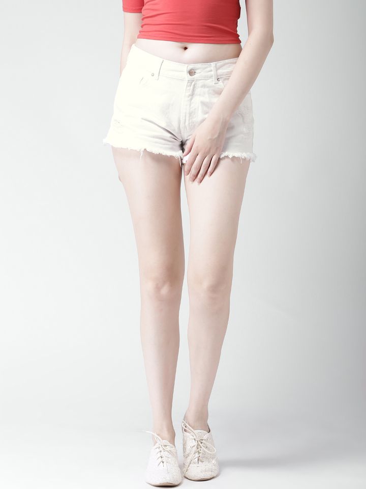 white denim boyfriend shorts