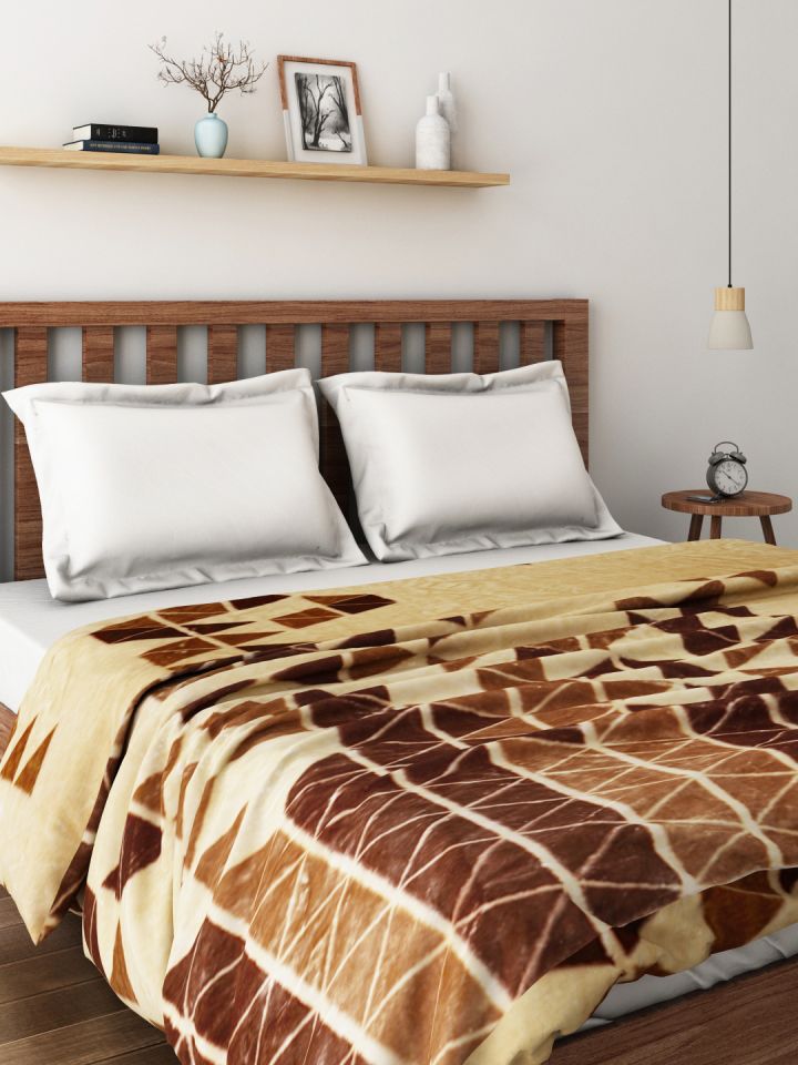 Raymond mink sales blanket