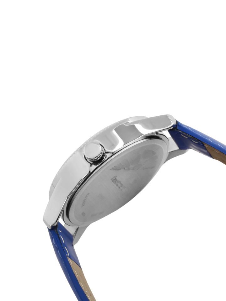 Buy Fastrack Women Metallic Blue Analogue Watch 6158SL01 Watches
