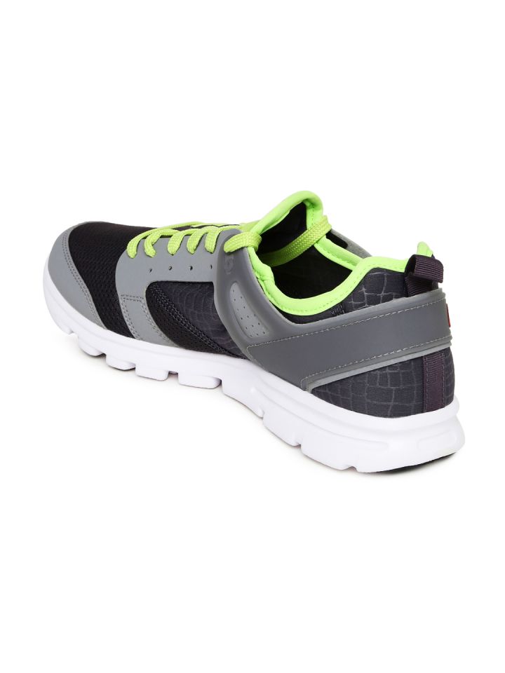 Reebok Men Grey Amaze Running Shoes