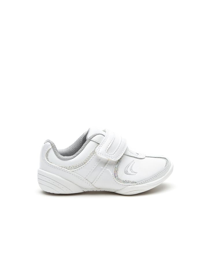 clarks girls white shoes