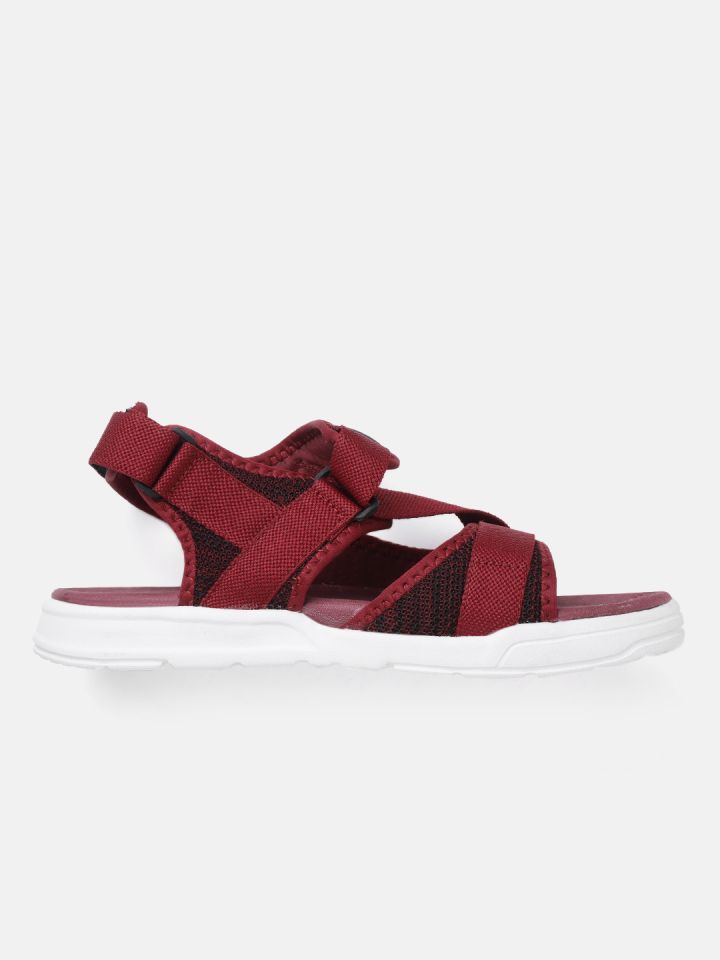 Converse flip shop flops myntra