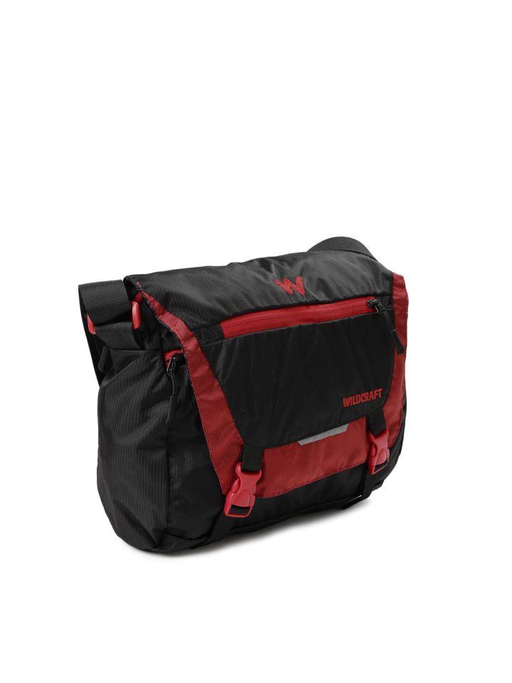 Wildcraft discount messenger bags