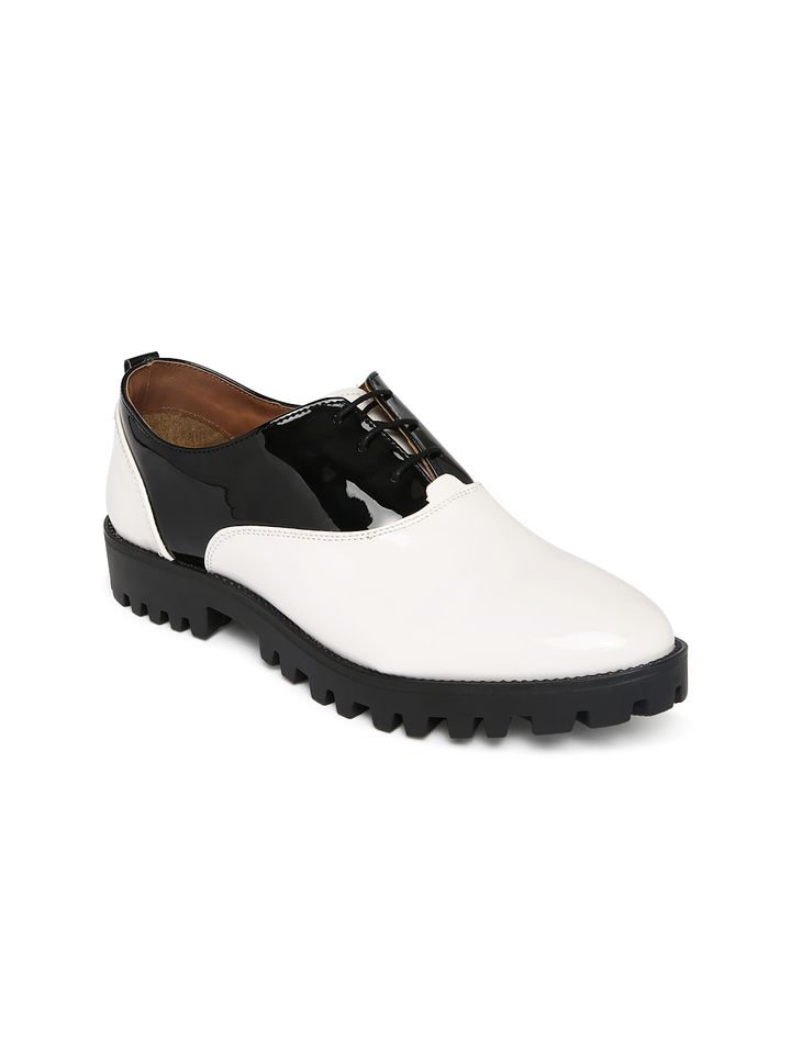 Buy Knotty Derby Women Black White Glossy Oxford Casual Shoes