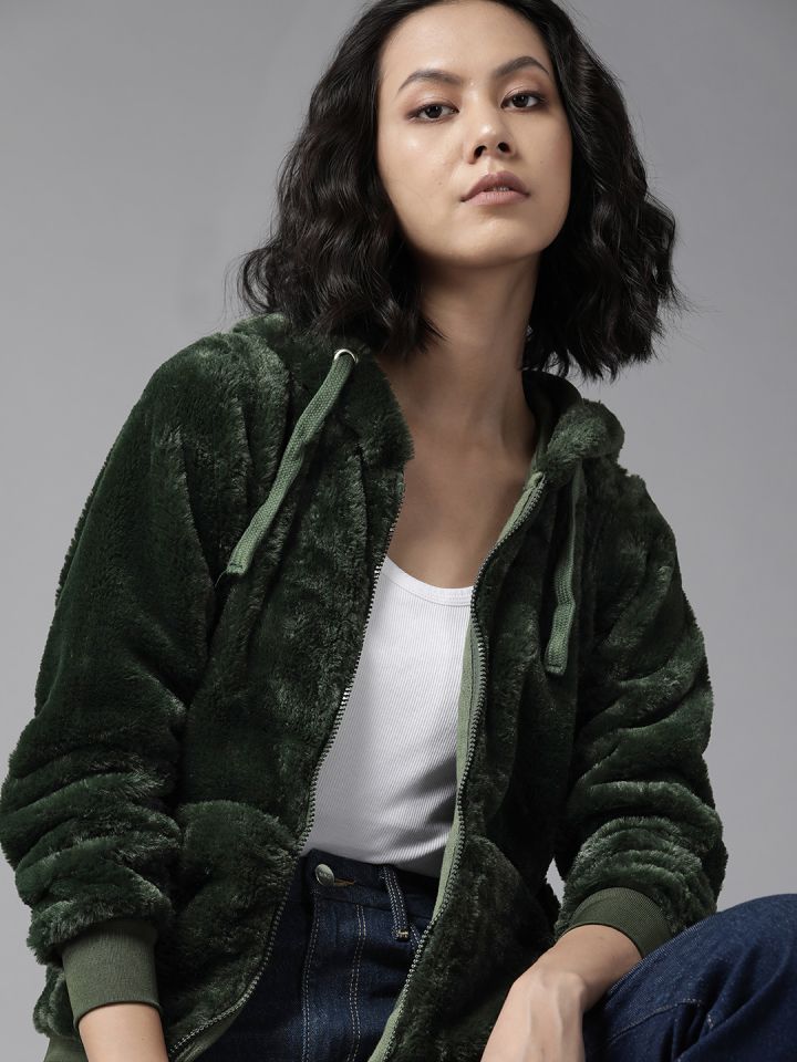 The Roadster Lifestyle Co. Women Green Faux Fur Hooded Sweatshirt