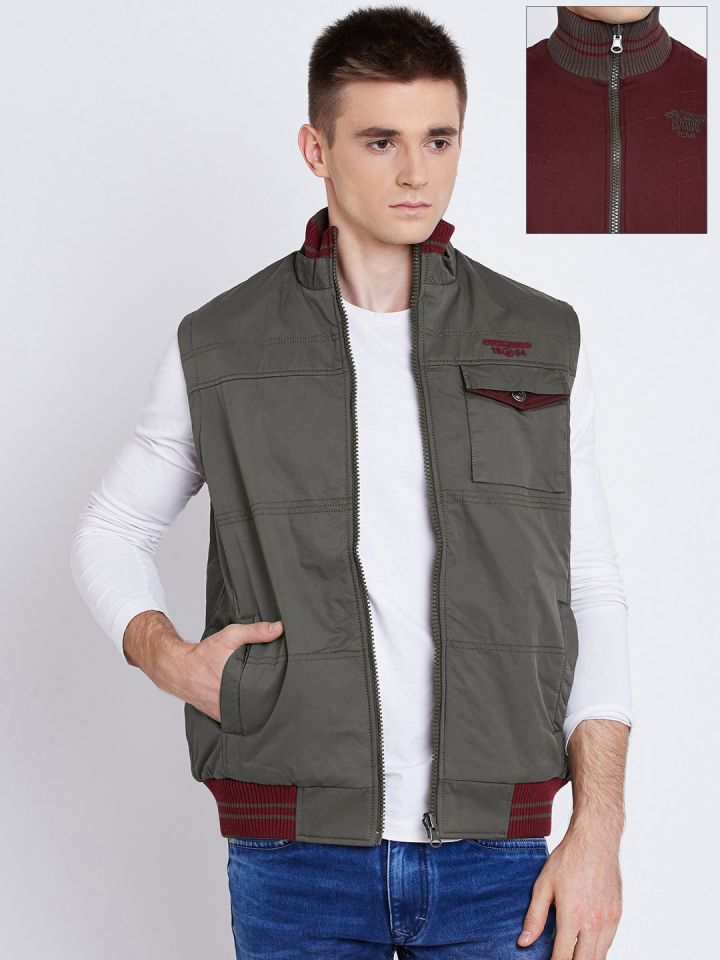 Burgundy online sleeveless jacket