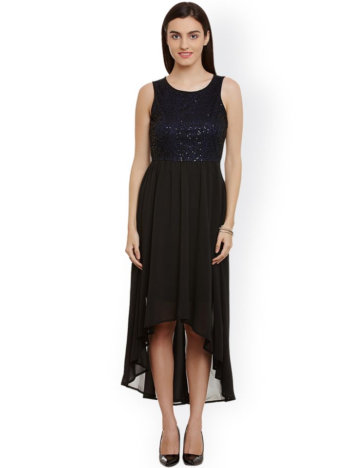 black dress on myntra