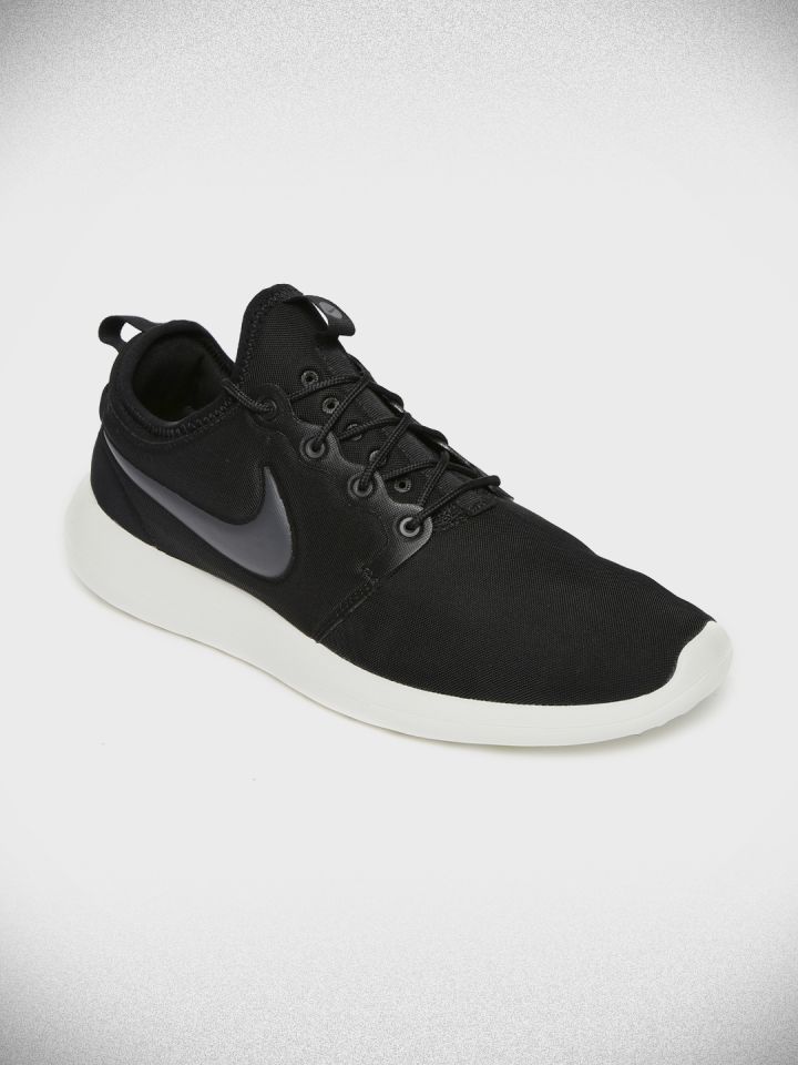 Solid store black roshes