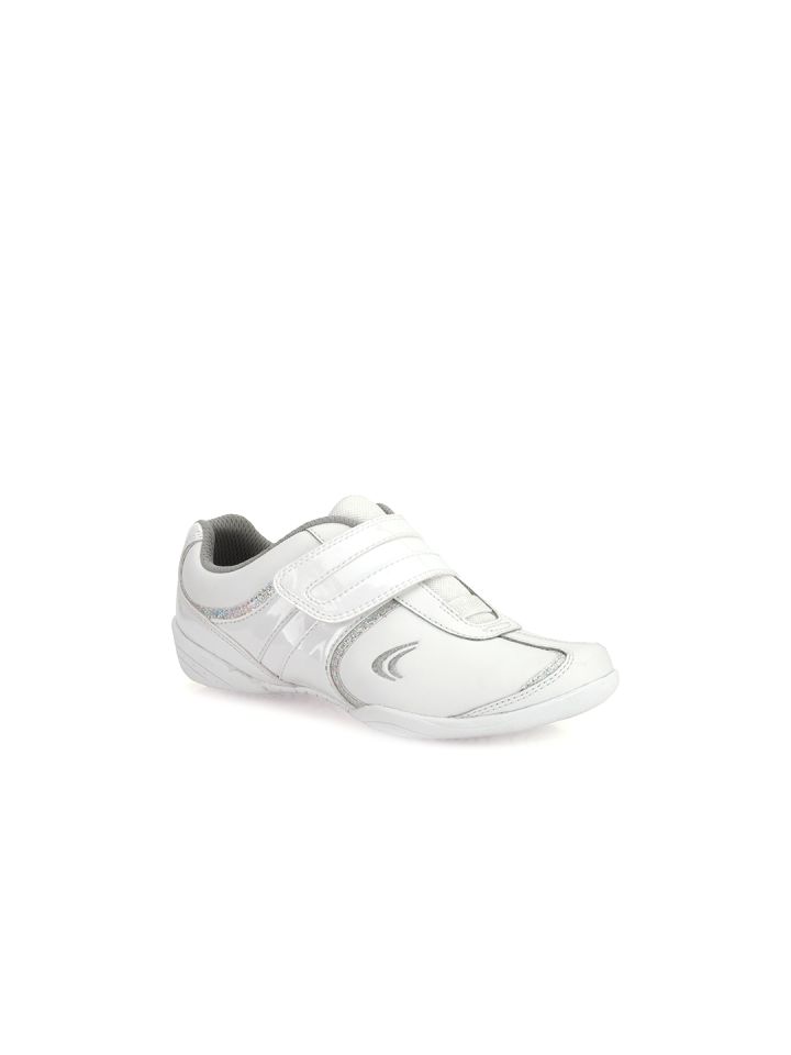 Clarks Girls White Yoga Fly Jnr Leather Walking Shoes