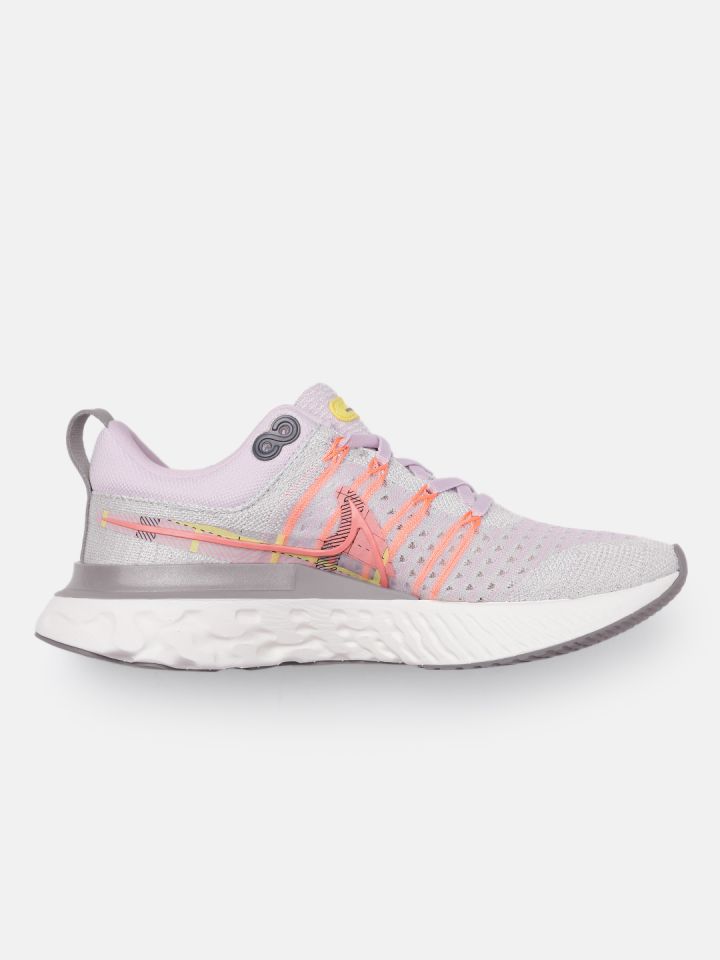 Nike Women Grey React Infinity Run Flyknit 2 Premium Running Shoes