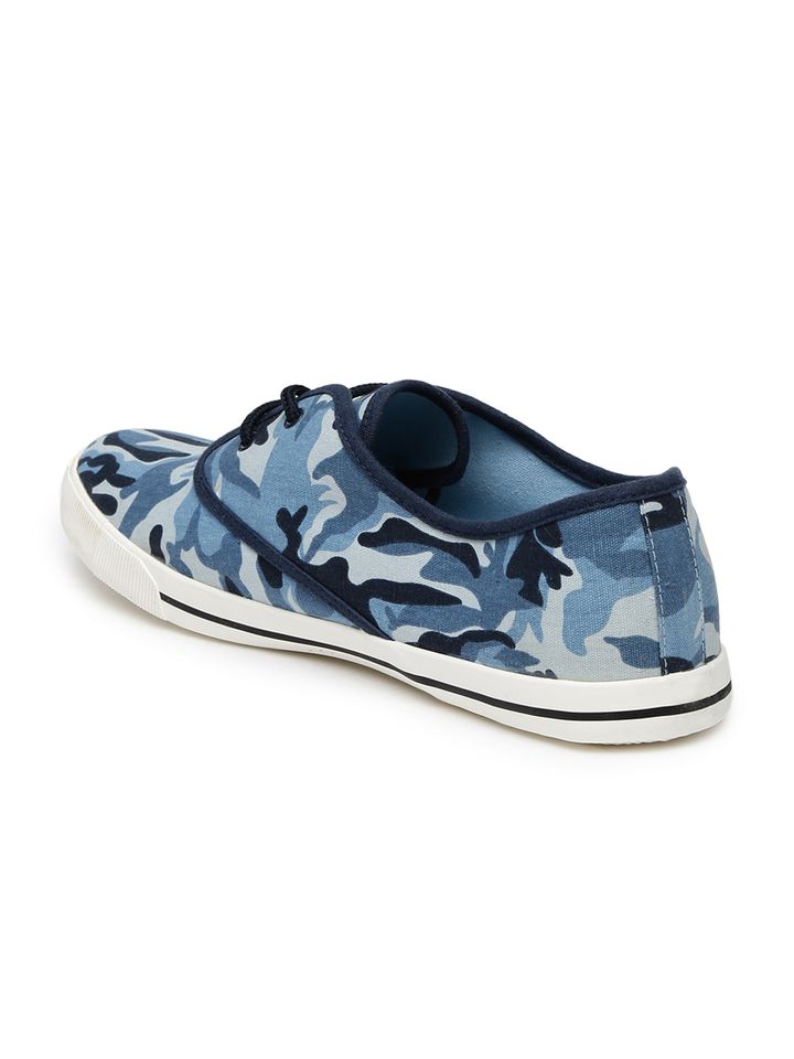 Buy Wildcraft Men Blue Camouflage Print 