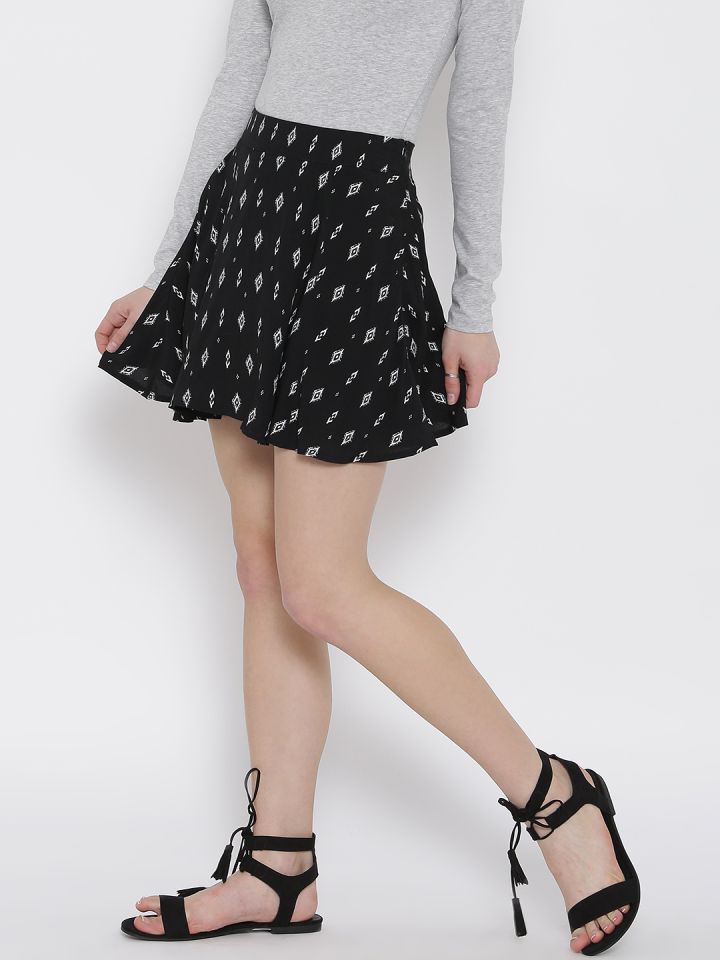 Forever 21 Women's Fit & Flare Mini Skirt in Black Small - ShopStyle