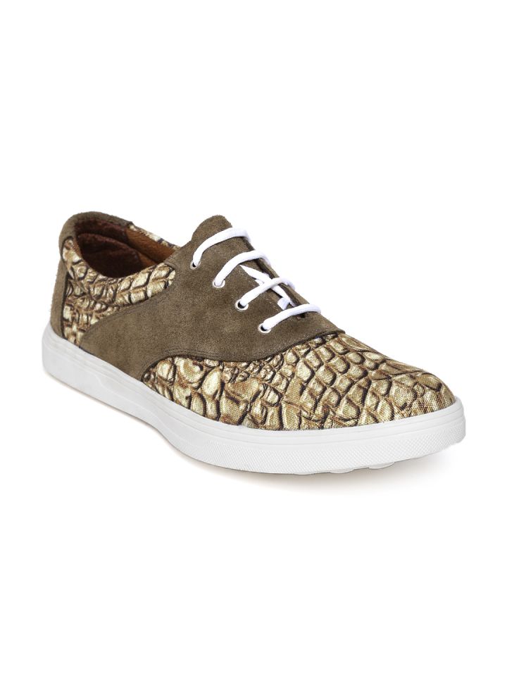 Reflete Men Green Animal Print Sneakers