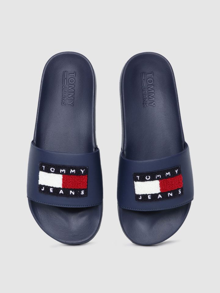 Grey tommy hilfiger best sale sliders