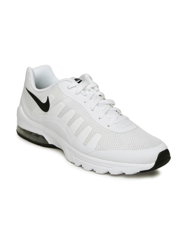 Nike invigor black and white outlet