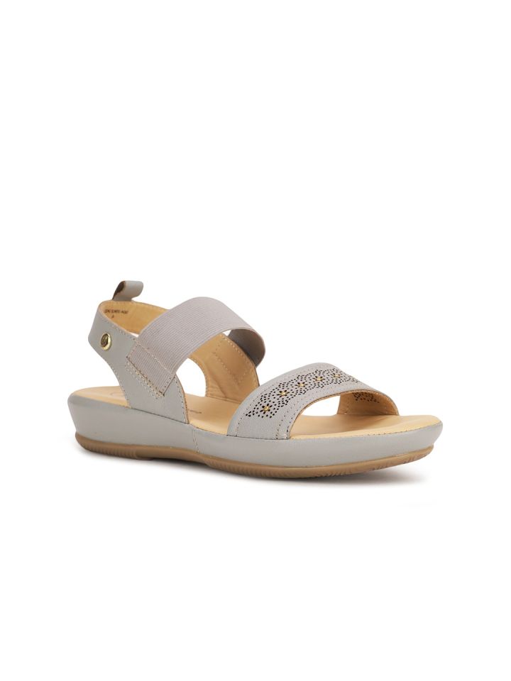 Bata hush discount puppies women's sandals