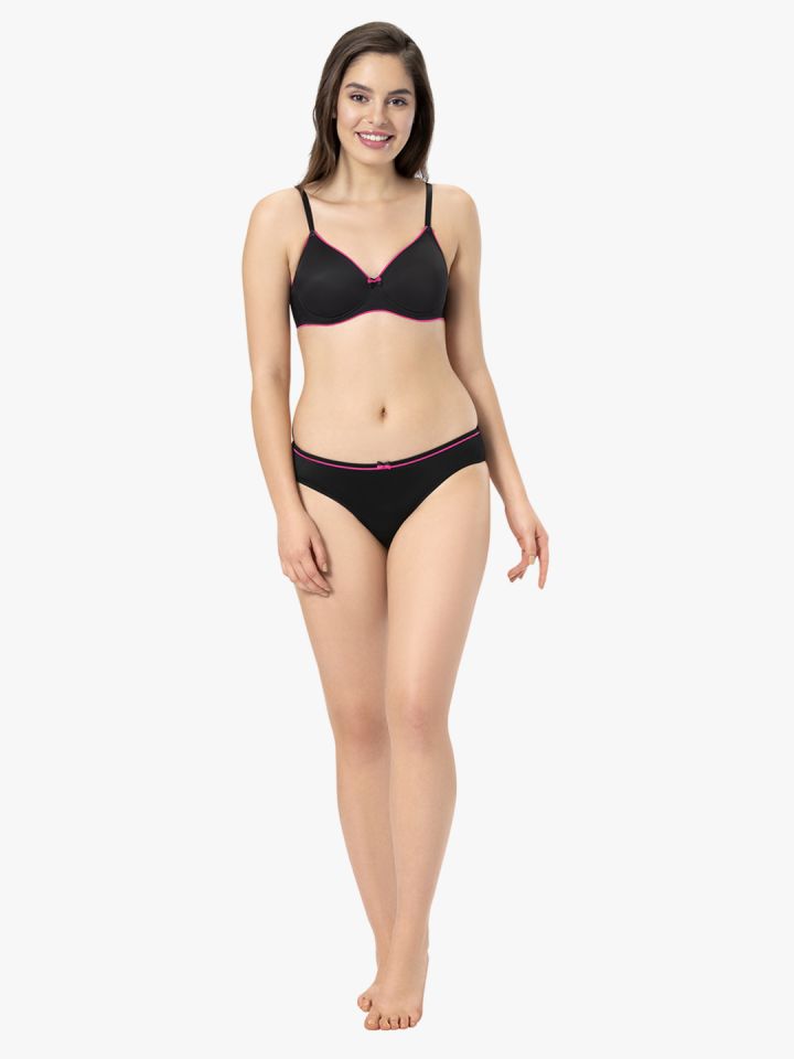 Buy Amante Black Non Wired Padded T-Shirt Bra for Women Online