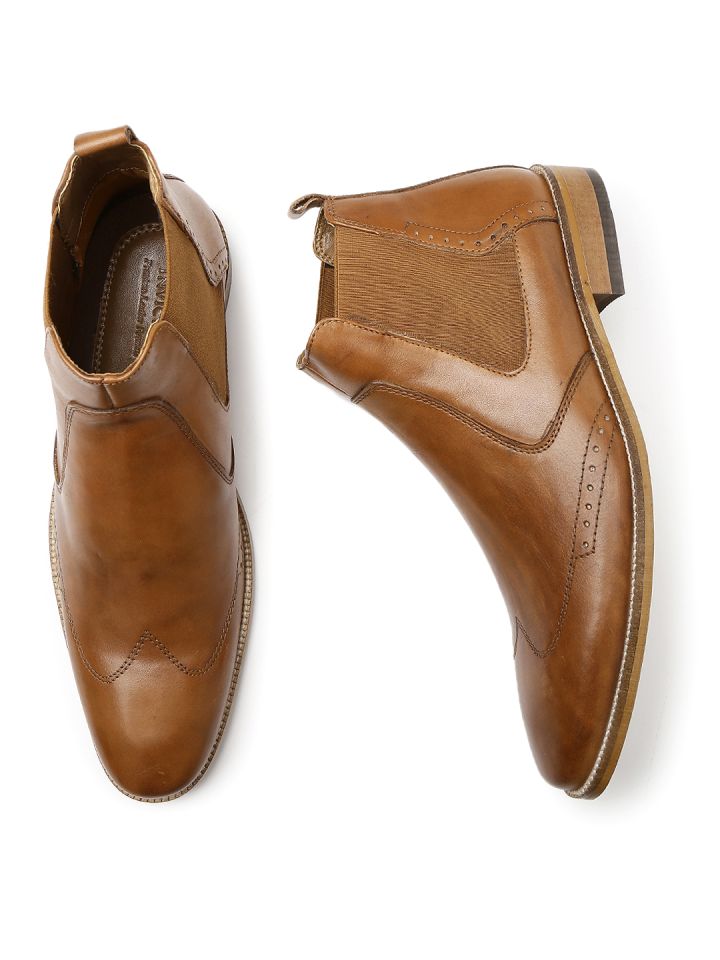 Boots invictus sales