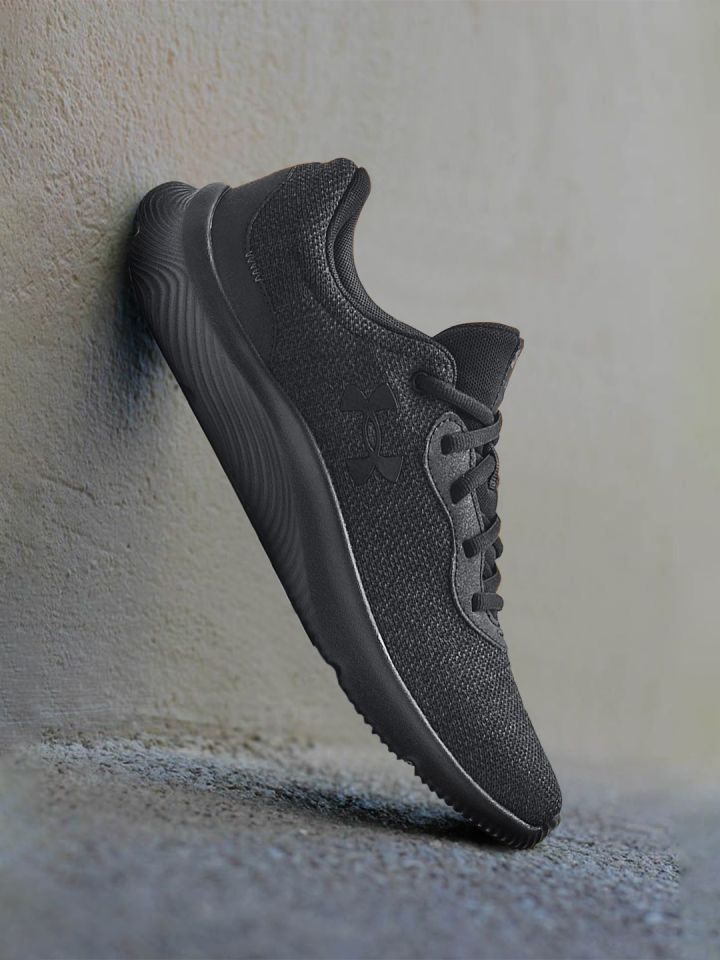 Under armour deals mojo mens shoes