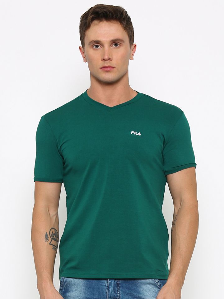 Hollister t best sale shirts myntra