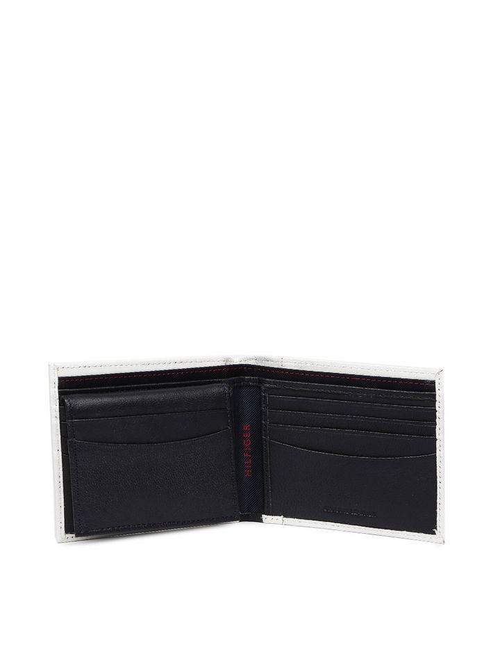 tommy hilfiger wallets myntra