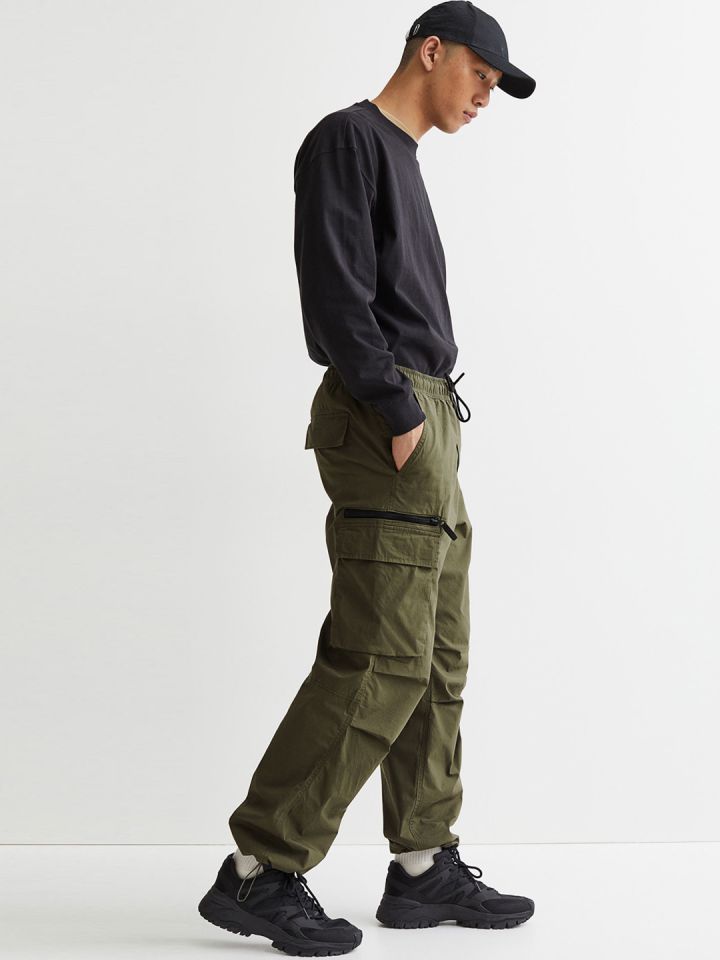 Cargo pants outlet for men myntra