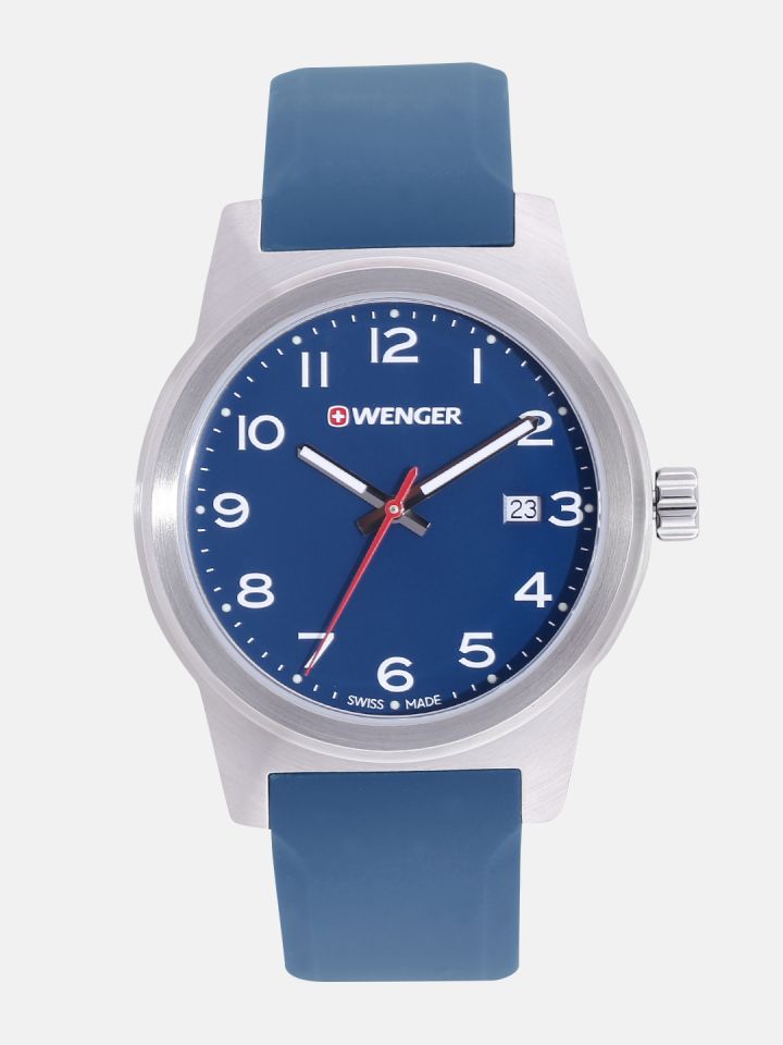 Wenger store field color