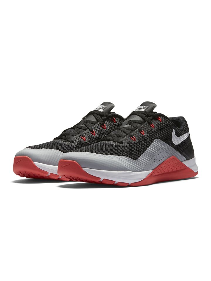 Nike top black metcon