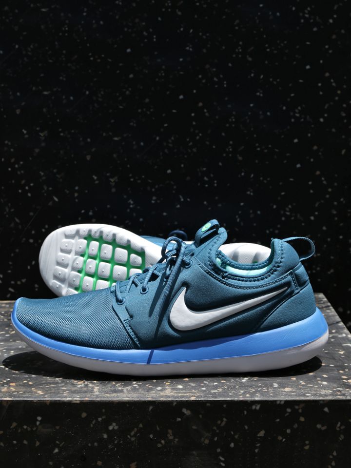 Nike Men Teal Blue Roshe Two Sneakers