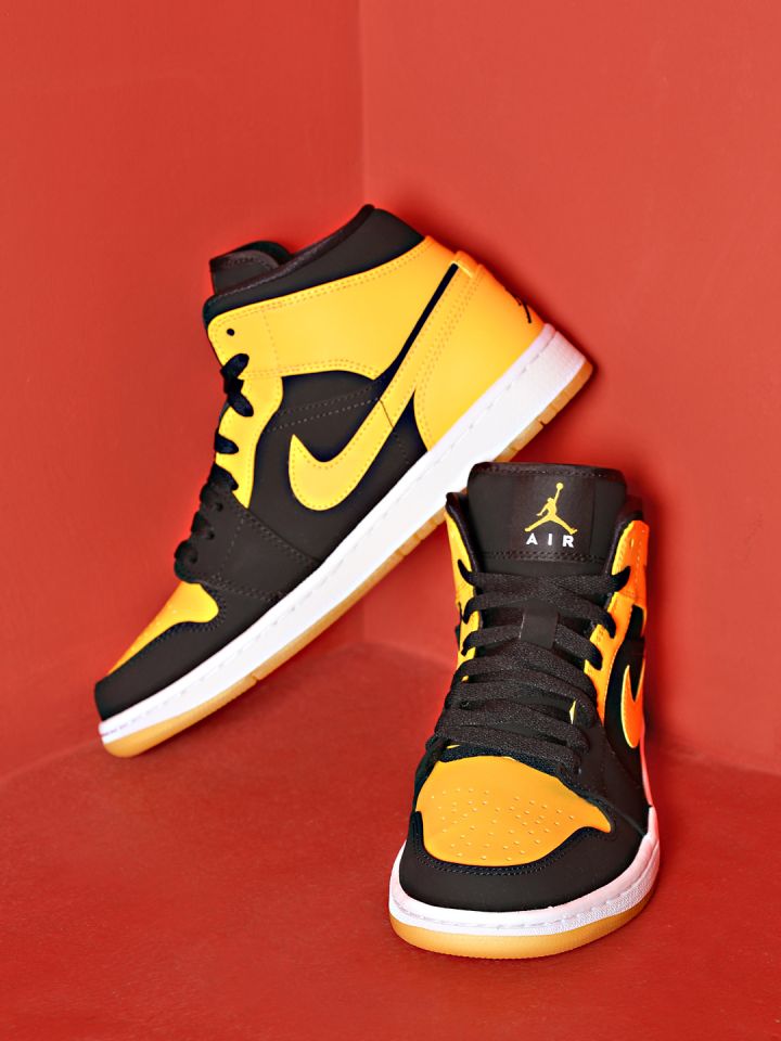 Buy Nike Men Black & Yellow Colourblocked Air Jordan 1 Mid Top Basketball Shoes - Sports Shoes for Men | Myntra